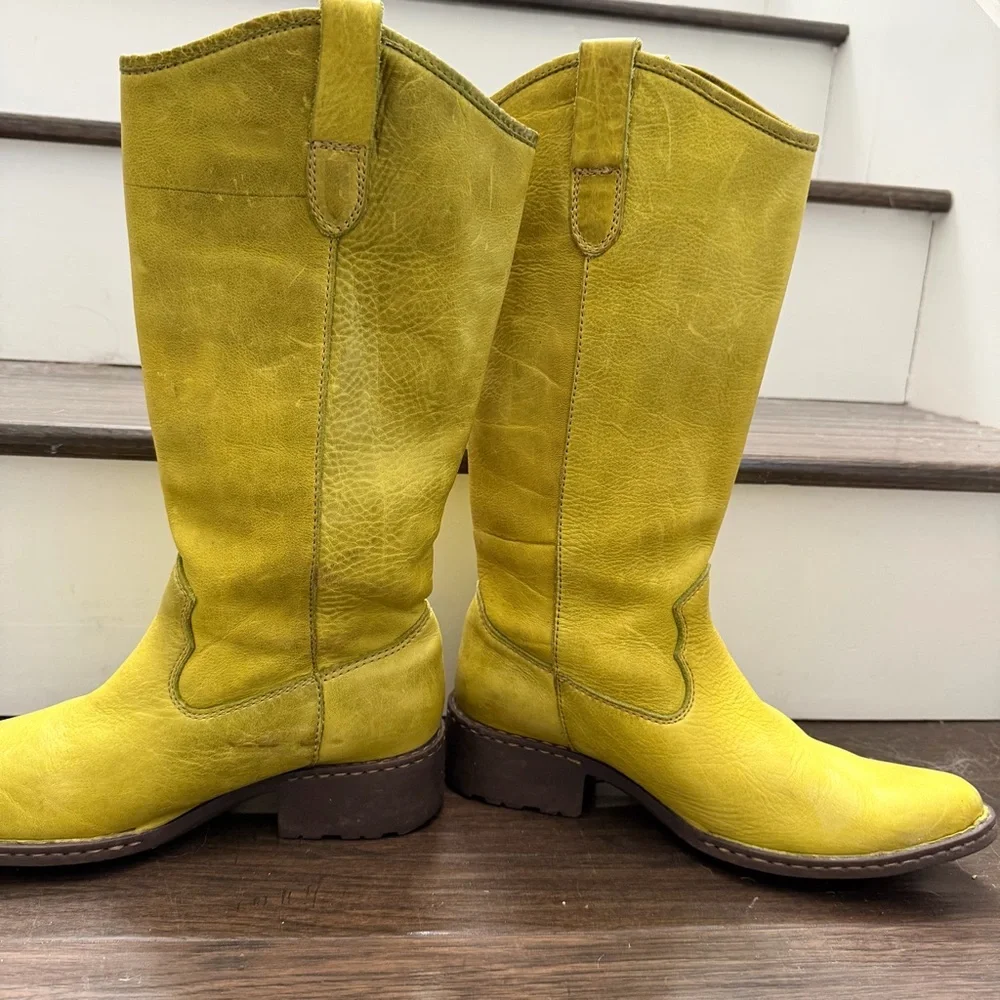 Incredible Chartreuse Born Leather Western Boots Size 8.5 - Picture 8 of 9